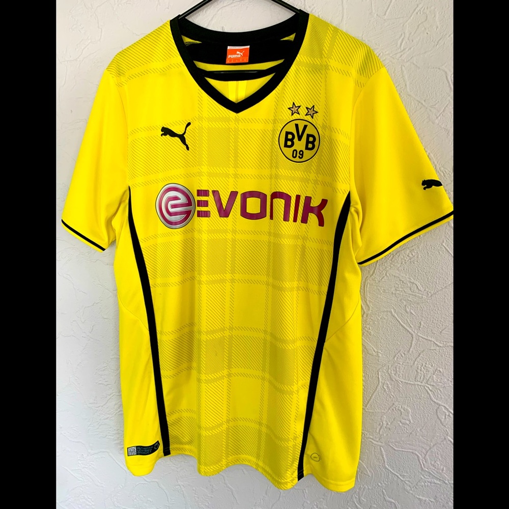 PUMA AUTHENTIC BUNDESLIGA DORTMUND HOME SOCCER JERSEY SIZE XL LIKE NEW